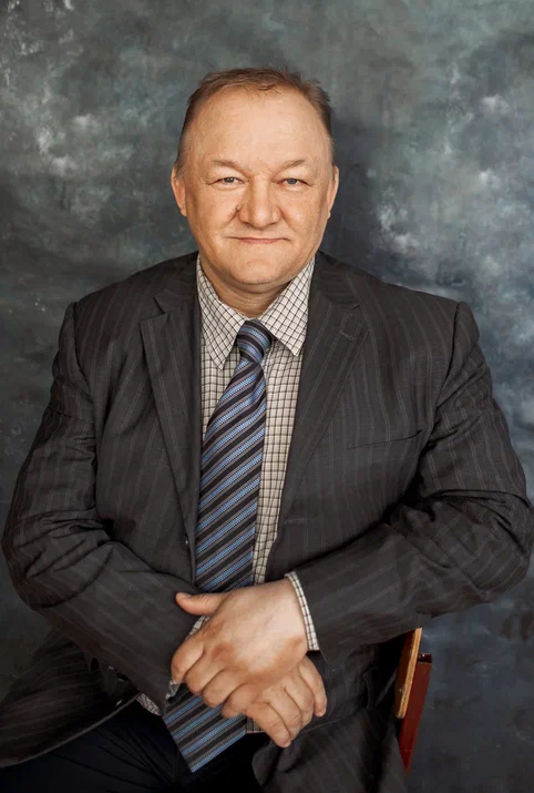 Поляков Игорь Васильевич.